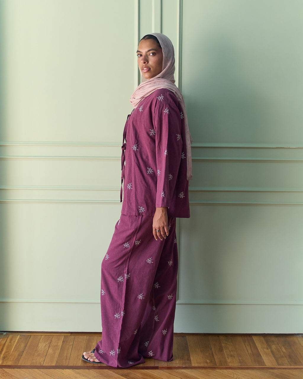 The Embroidered Linen Set - Burgundy