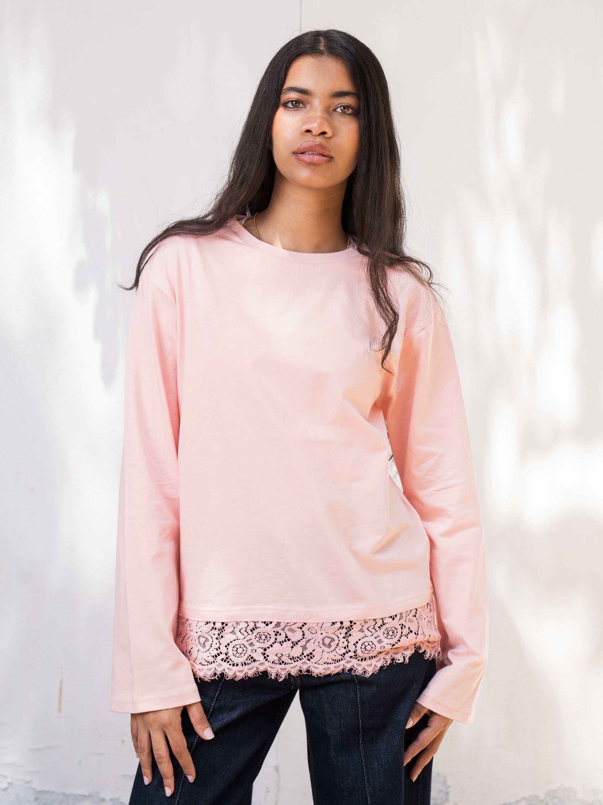 The Lace Tee - Pink