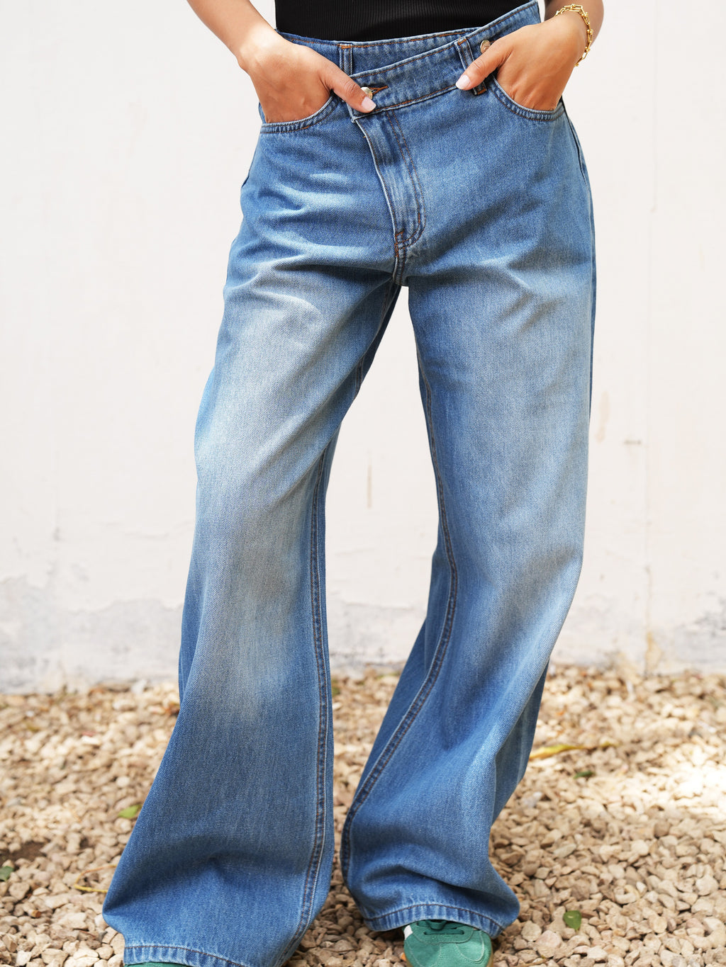 The Cross Button Denim - True Blue