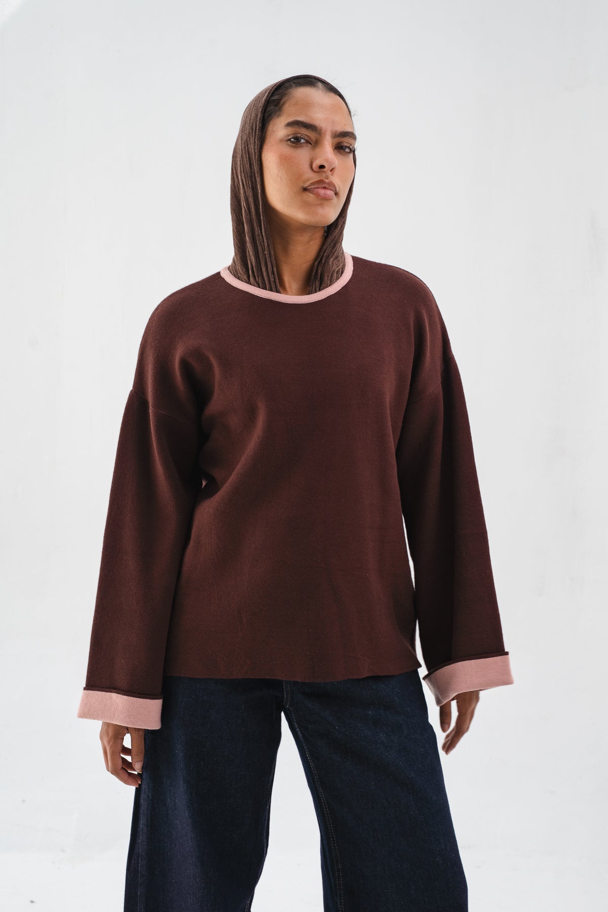 Contrast-Trim Knit Sweater - Brown