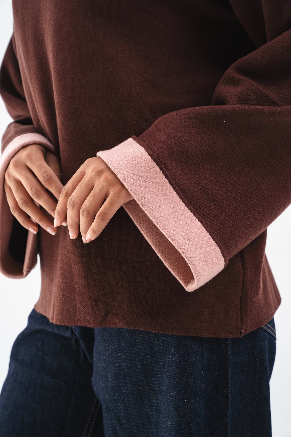 Contrast-Trim Knit Sweater - Brown
