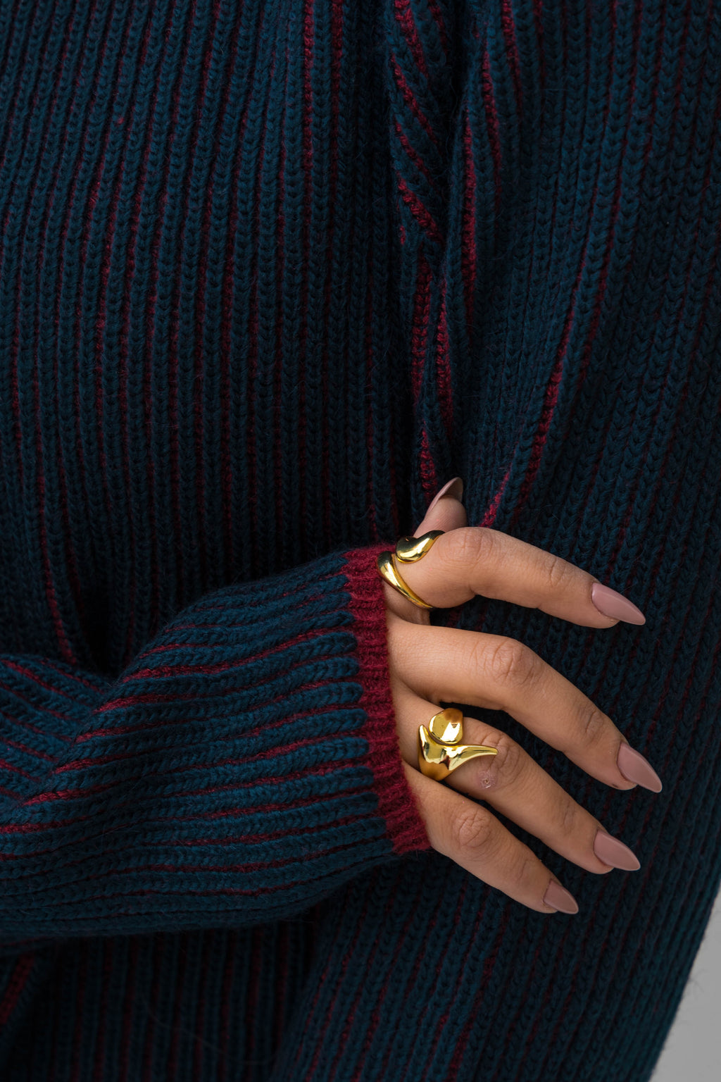 The Hidden Stripe Pullover - Navy