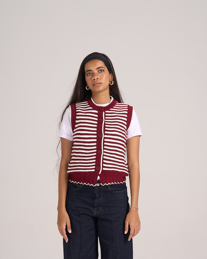 ⁠Knitted Vest - Burgundy