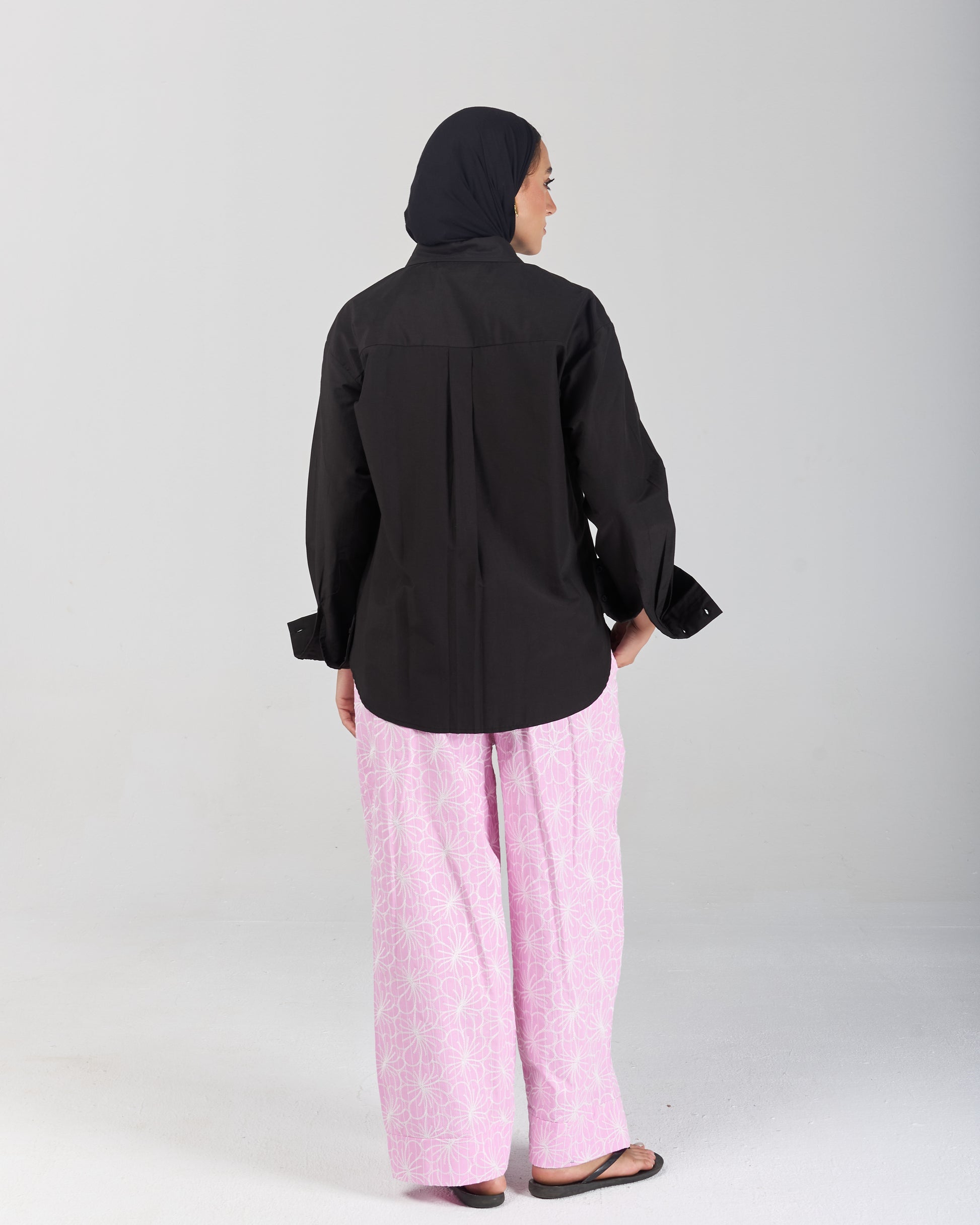 The Basic Shirt - Black