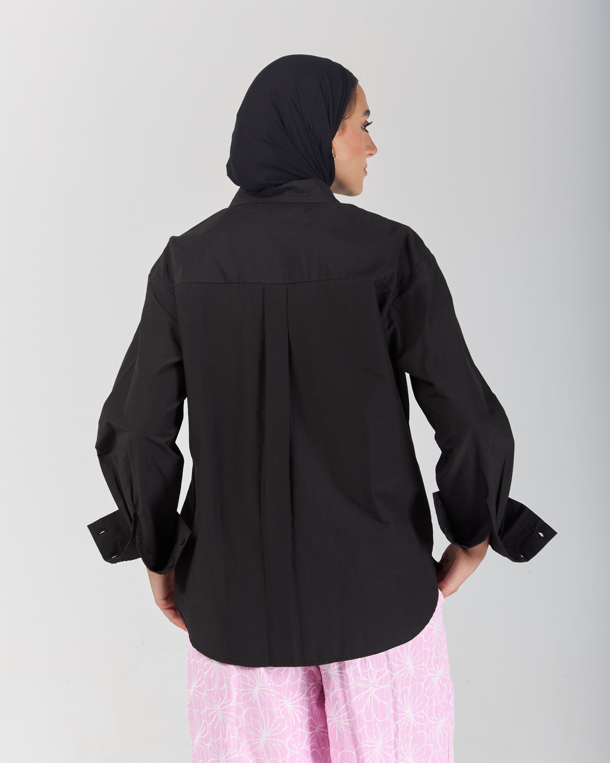The Basic Shirt - Black
