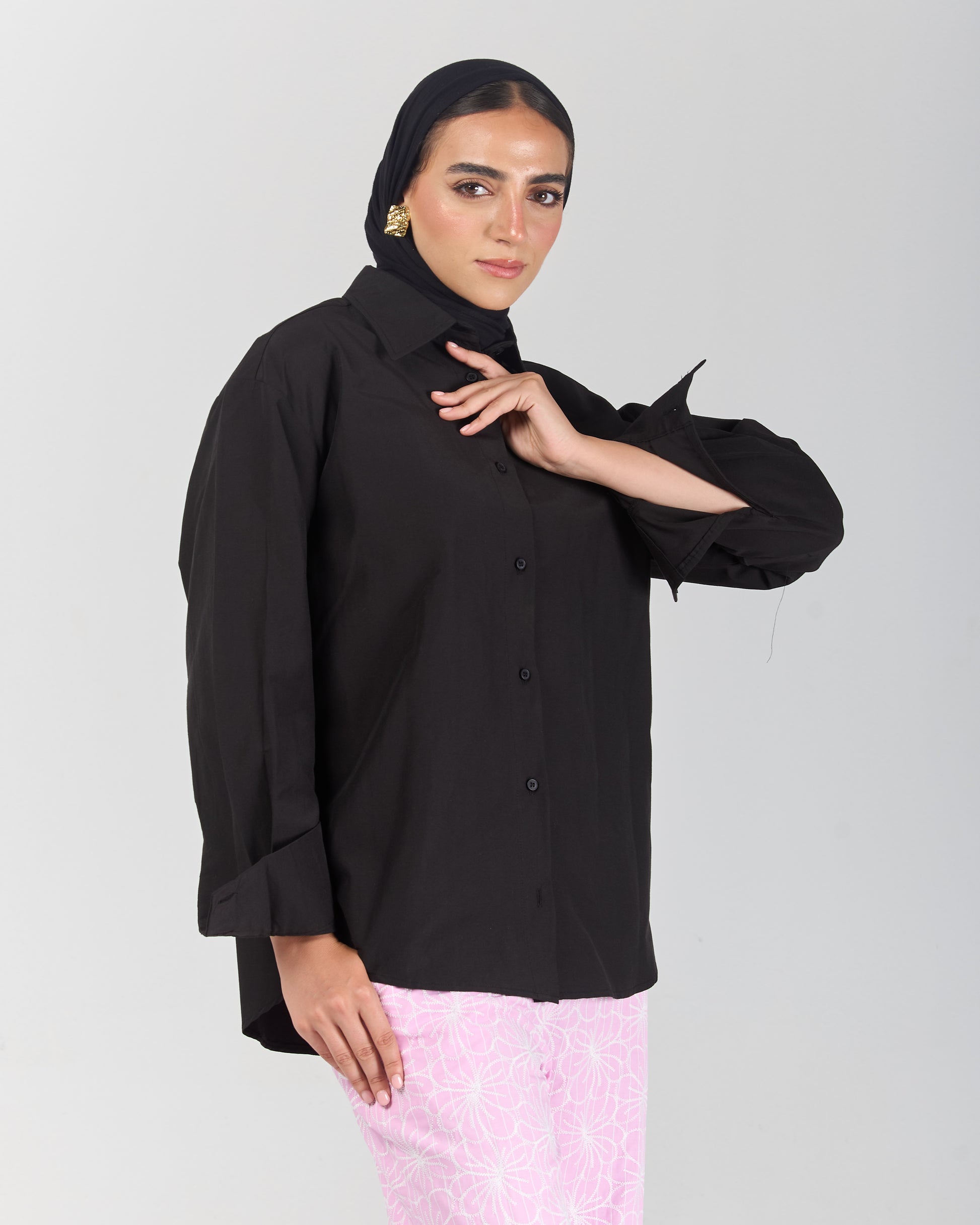 The Basic Shirt - Black