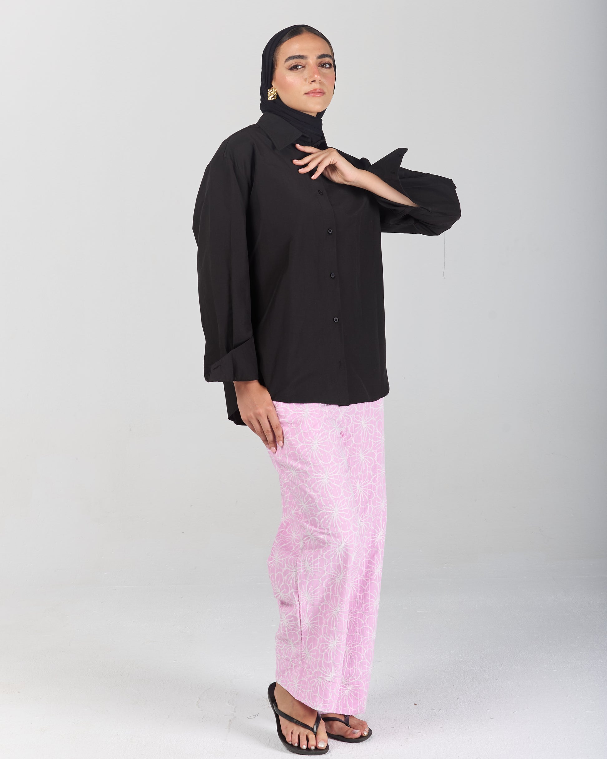 The Basic Shirt - Black